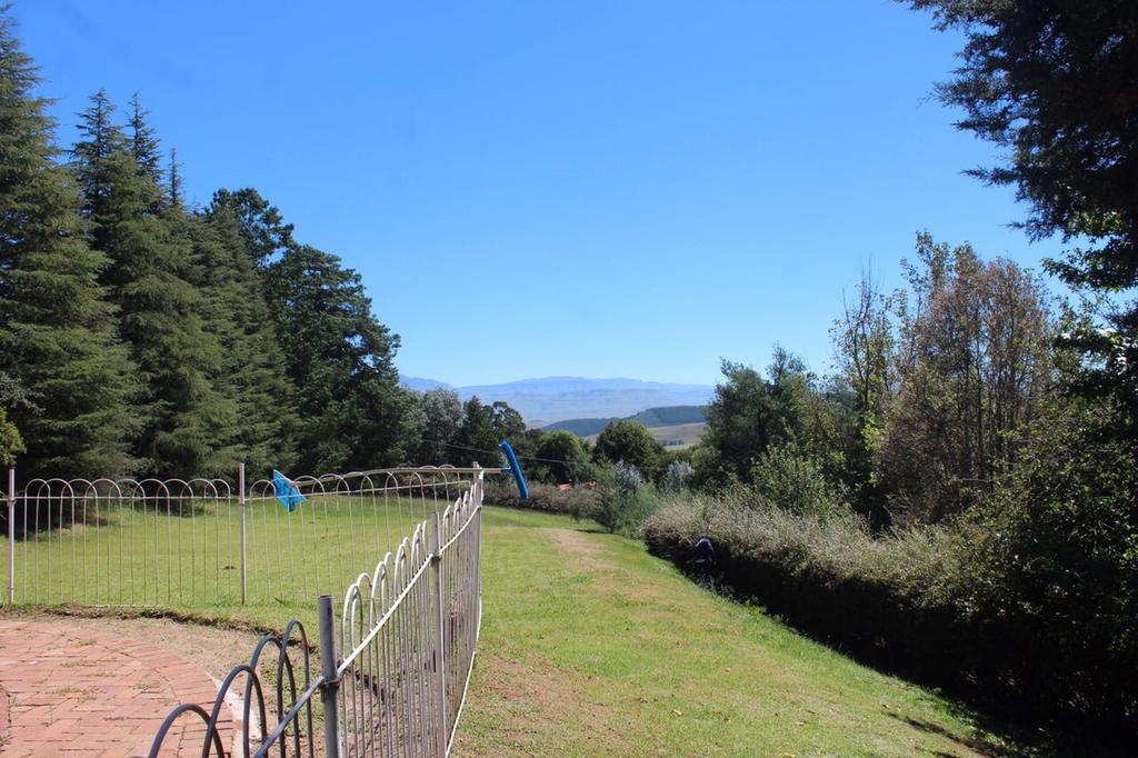 Lairds Lodge Underberg Extérieur photo